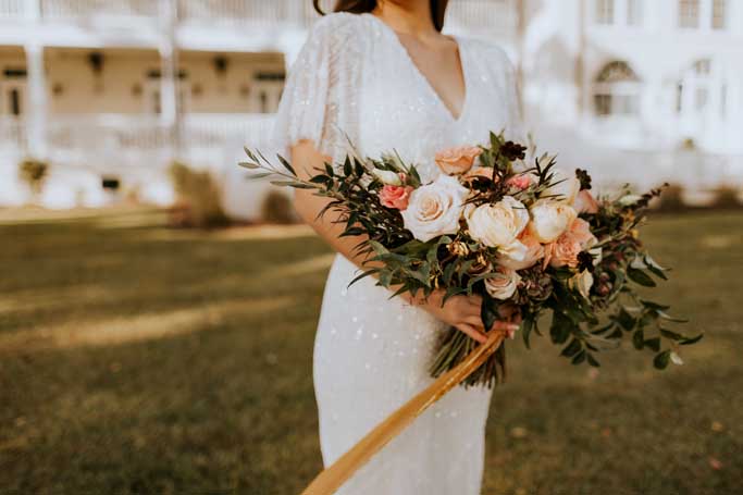 Fall Wedding Bouquet | photo by Cassie Mathis Photography | featured on I Do Y'all