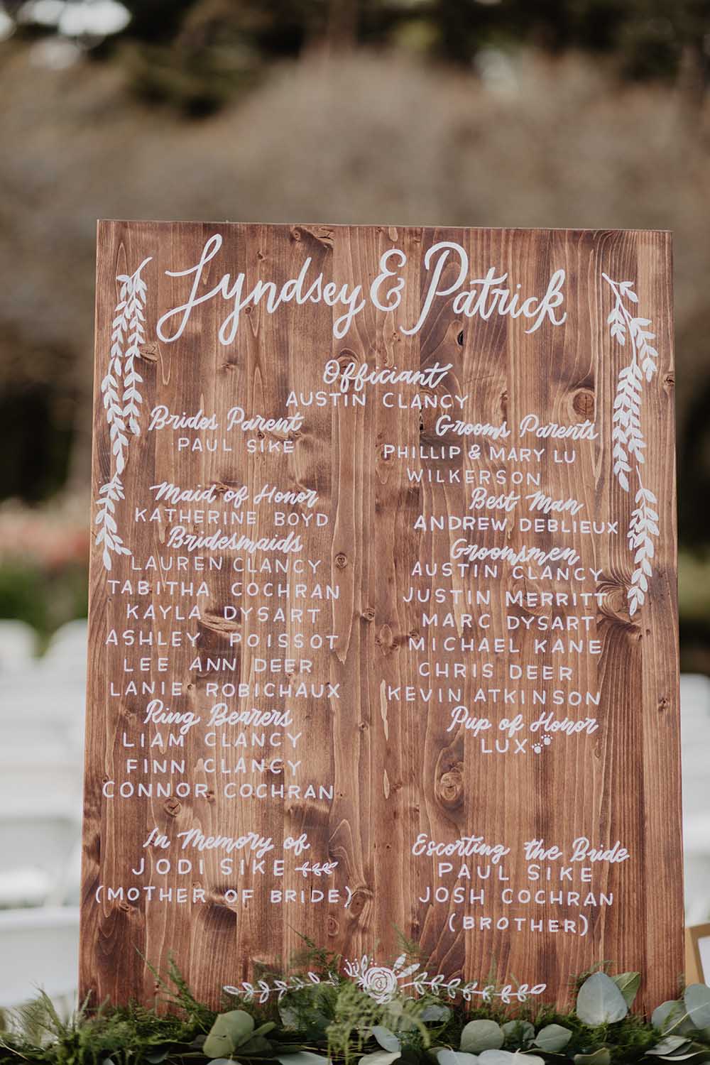 Wooden Wedding Party Sign | photo by Emily Green Photography | featured on I Do Y'all