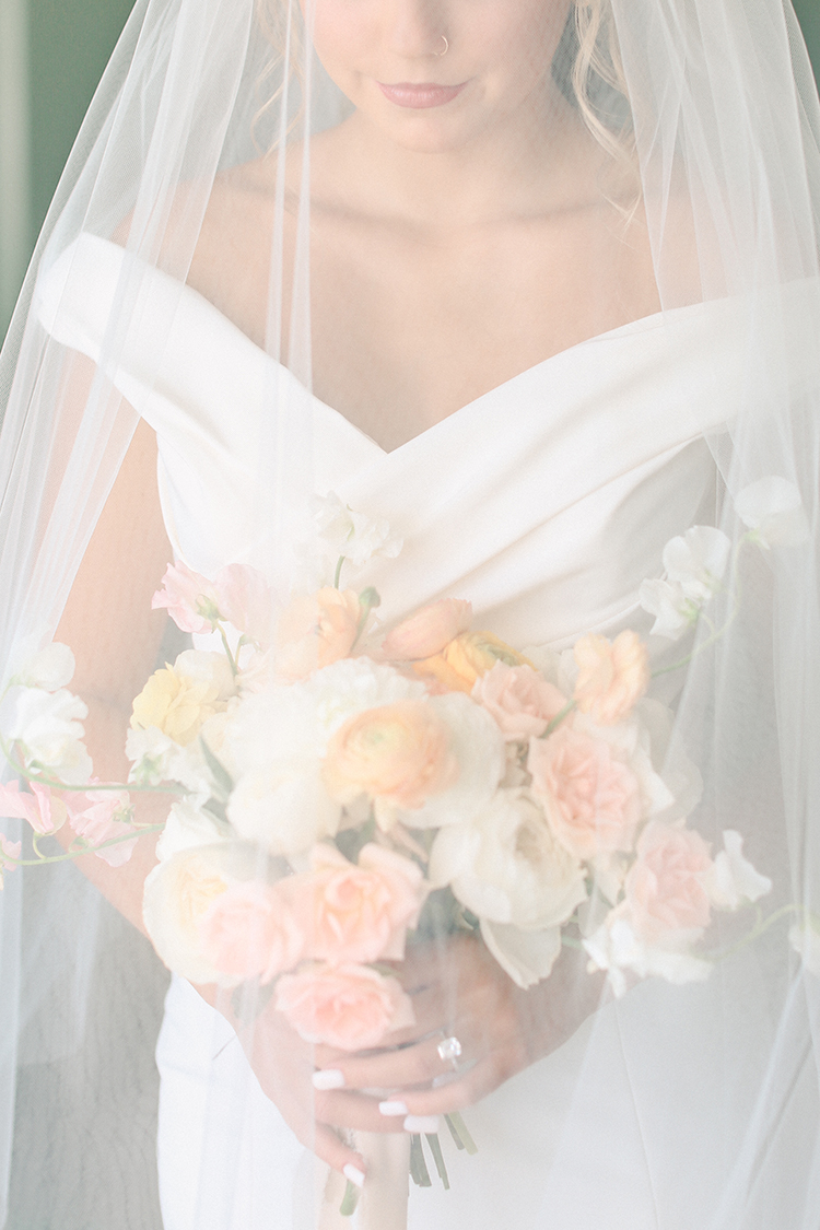 Peachy Modern Take on Classic Bridal Look | photo by Pendo Photography | featured on I Do Y'all 