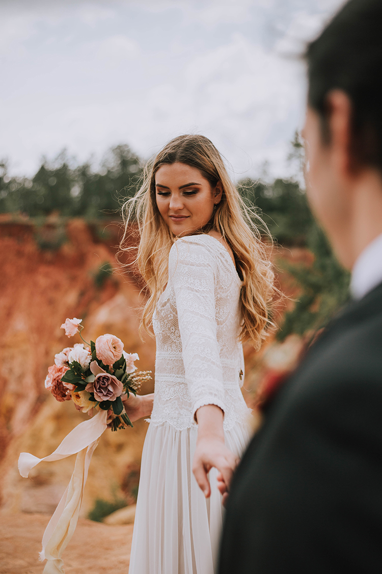 Dreamy Boho Red Bluff Elopement | photo by The Youngs | featured on I Do Y'all