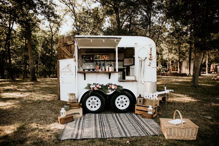 Former Horse Trailer turned into Wedding Bar | photo by Shelbi Ann Imagery | featured on I Do Y'all