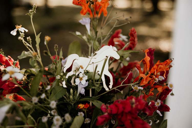 Horse Decor Details at Boho Ranch Wedding | photo by Shelbi Ann Imagery | featured on I Do Y'all