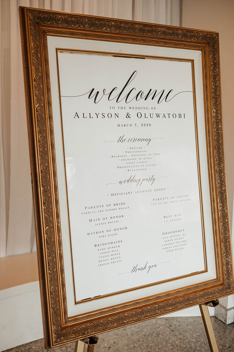 Glamorous Gold Framed Welcome Sign | photo by The Portos