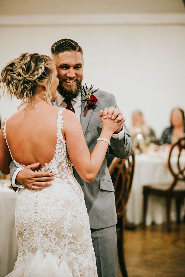 First Dance as Married Couple at Gorgeous Burgundy & Pink Fall Wedding | photo by Jessica Lee Photographic Art