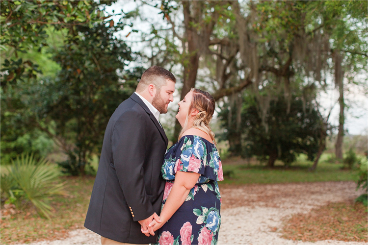 Southern Style Engagement Photos | photo by Anna Filly Photography