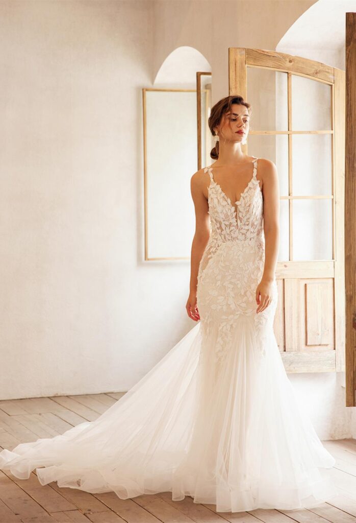 Buy Ivory Wedding Dresses and Bridal Gowns Online | Couture Candy